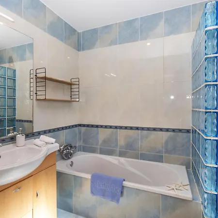 Sirena Ii By Interhome لاميتّيا ذي مار